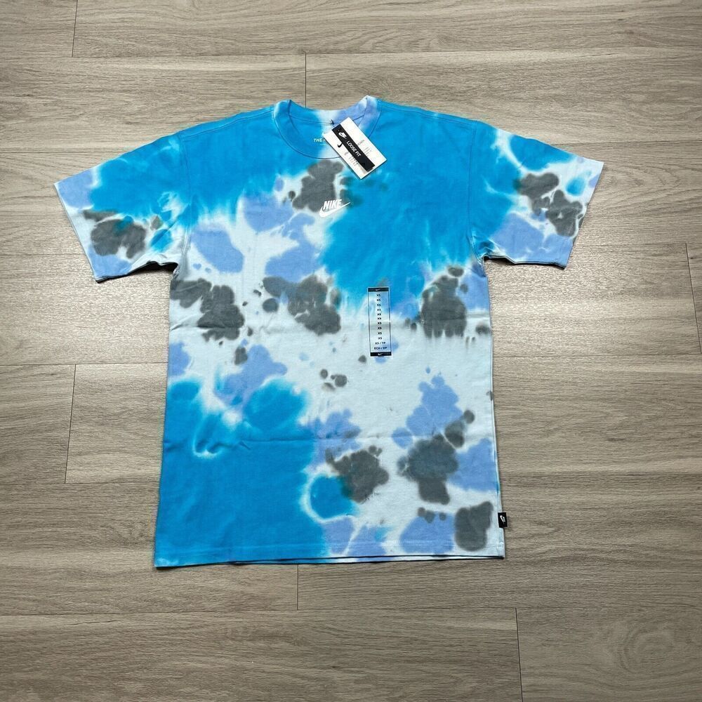 Nike Shirt Mens Extra Small Blue Tie Dye Swoosh Relaxed Fit Short Sleeve